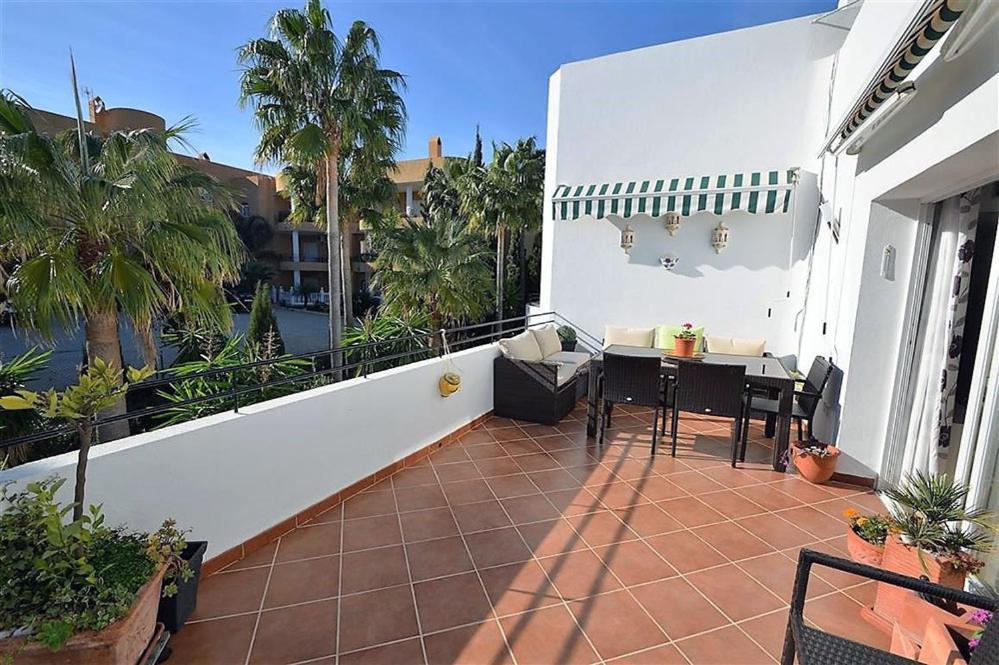 Apartamento Estepona Golf Exterior photo