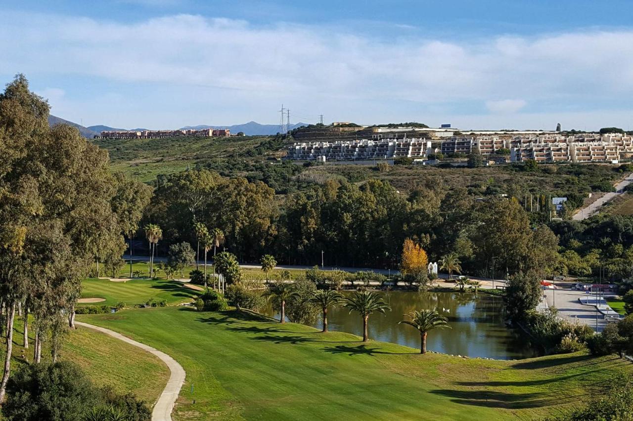 Apartamento Estepona Golf Exterior photo